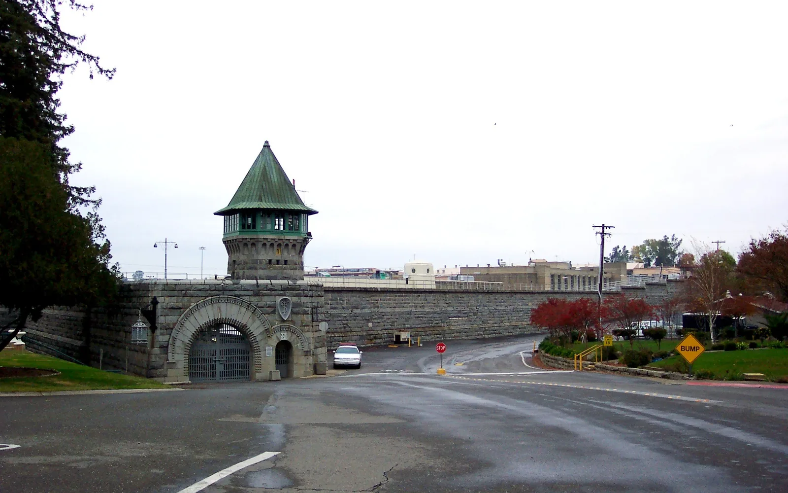 Folsom State Prison exterior walls and gates